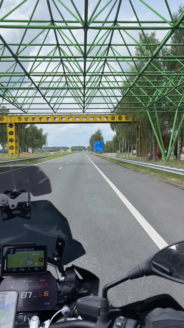Day 4 ~ God weather a lot of Autobahning in to Holland 🇳🇱 meeting up with sailing friends in Makkum for dinner. 

#GSA1250 #motorcycle #motorcycletouring #motorcycleadventure #motorcyclecouple