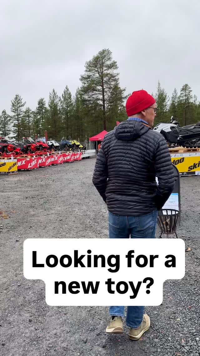 Snowmobile Festival 😎

#skoternsdag #snowmobileday #bushpointsailing #sailingcouple #idreskoterochmotor